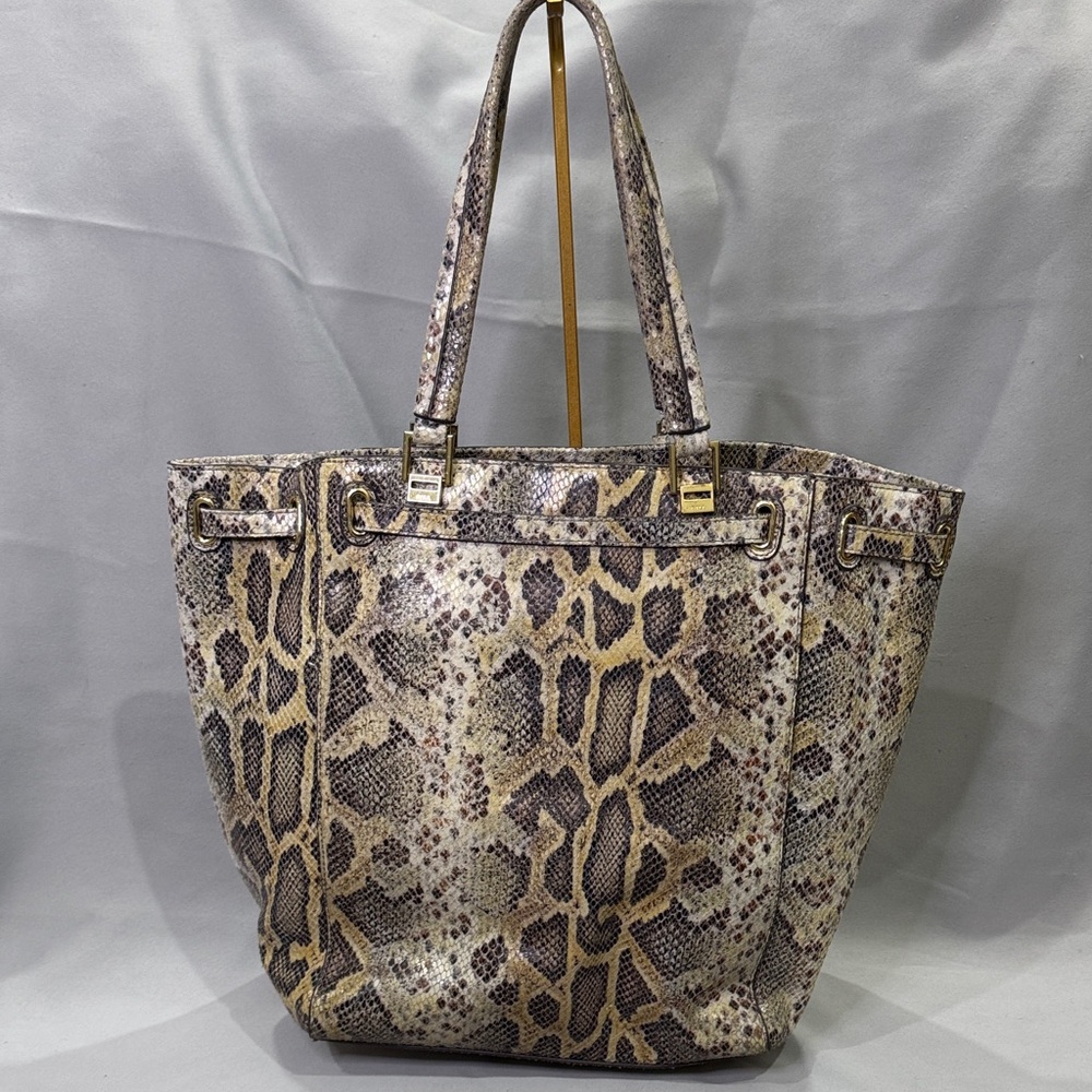G.I.L.I. Snake-Embossed Leather Tote | Footed | Protective Plastic on Lock - Picture 3 of 10
